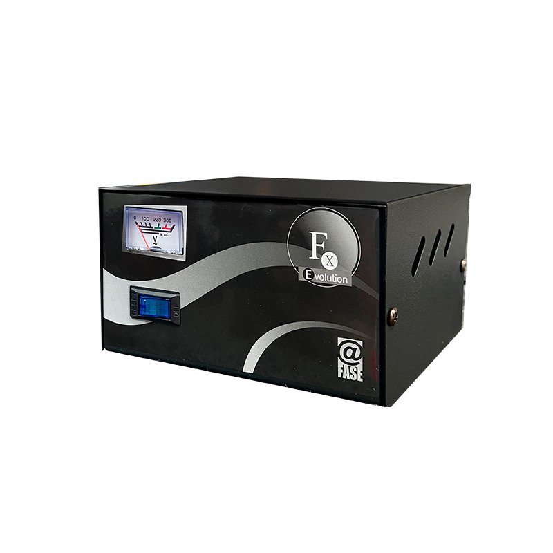Estabilizador sólido Elise Fase FXE-10 · 1 kVA · 4 tomas · bypass