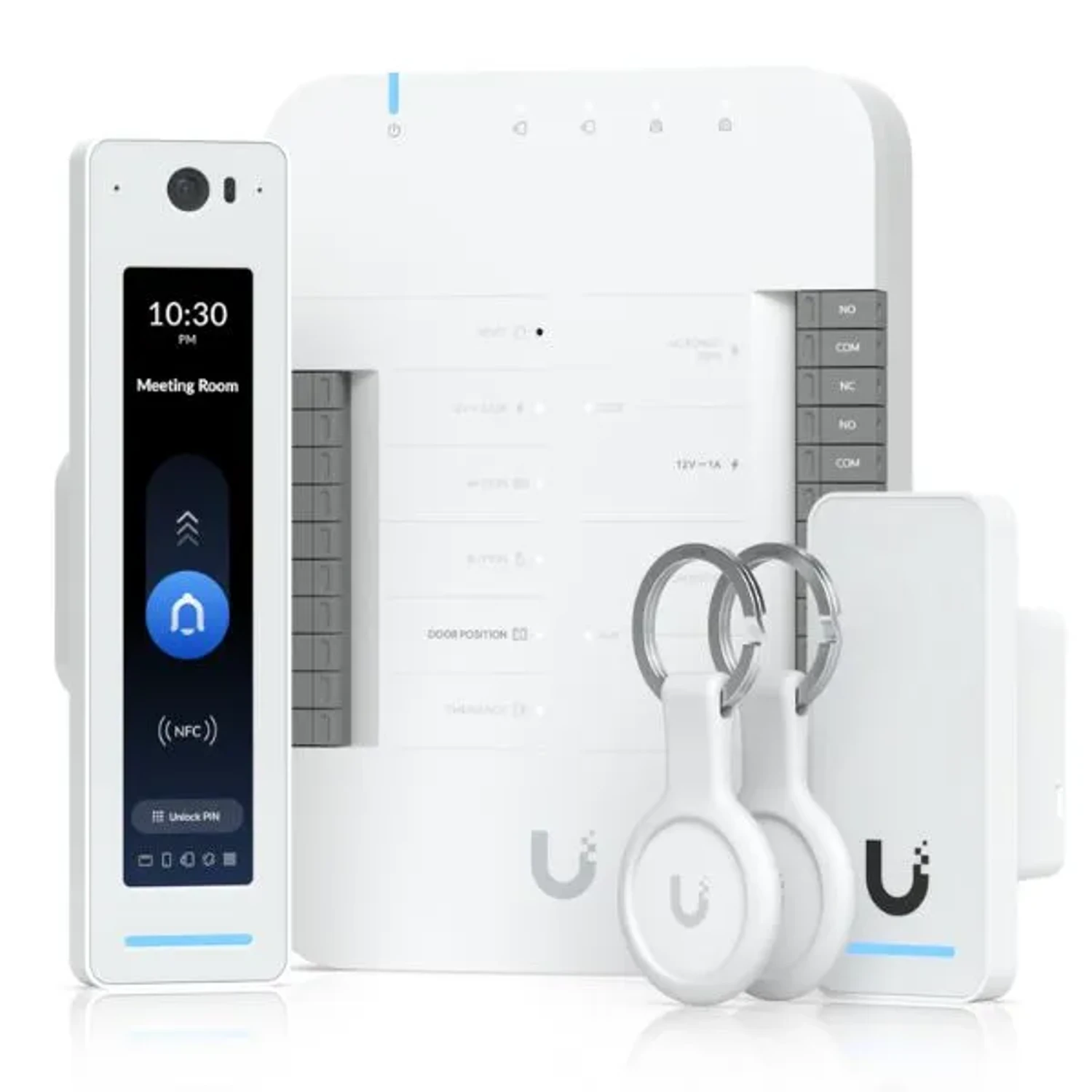 Kit profesional de control de accesos. Incluye 1x UniFi Access Door Hub, 1x Access Reader G2 Professional, 1x Access Reader G2 y 2x UA-Pocket