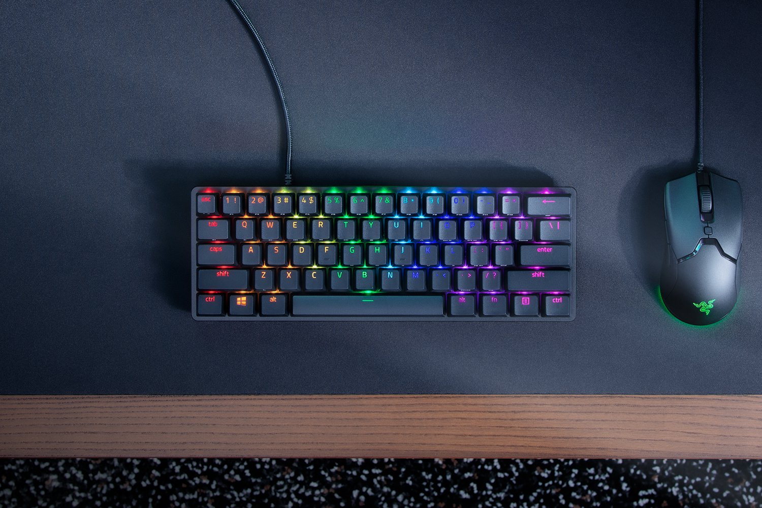 Teclado Razer Huntsman Mini Opto mecánico USB-C Switch Purple 100m en español Chroma · Negro